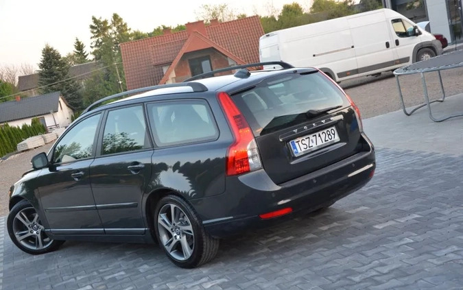 Volvo V50 cena 19900 przebieg: 211000, rok produkcji 2009 z Prudnik małe 781